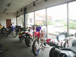 福岡県古賀市のバイクショップです